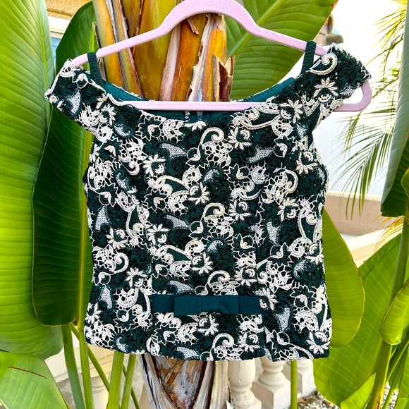 Eliza of California, Inc. Brocade Holiday Party Off Shoulder Bodice Fitted Top - Picture 1 of 10